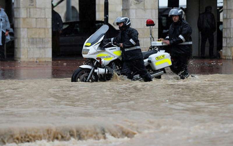 السبت.. أجواء باردة واستمرار تساقط الأمطار