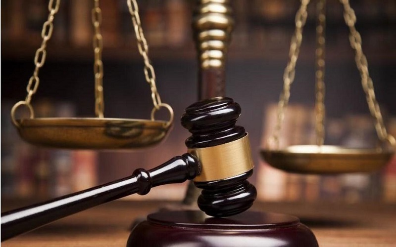 تأجيل قضايا المحاكم مدة شهر