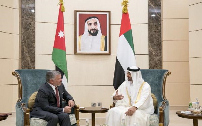 الملك وبن زايد يطمئنان هاتفيا على