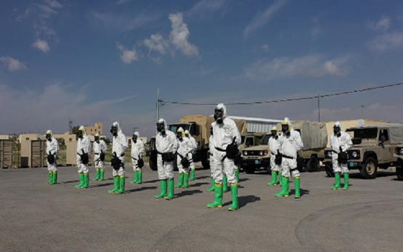 الجيش يعقم مراكز الحجر الصحي بالبحر