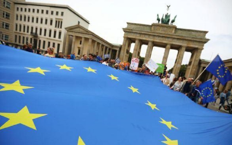 الاتحاد الأوروبي يعلن غلق حدوده 30