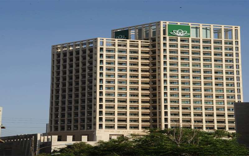 بنك القاهرة عمان يتبرع بمبلغ ١٠٠