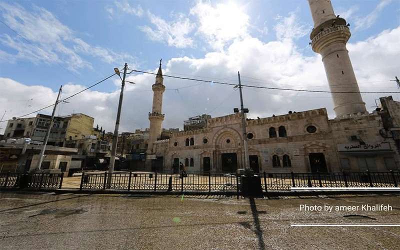 إغلاق المسجد الحسيني