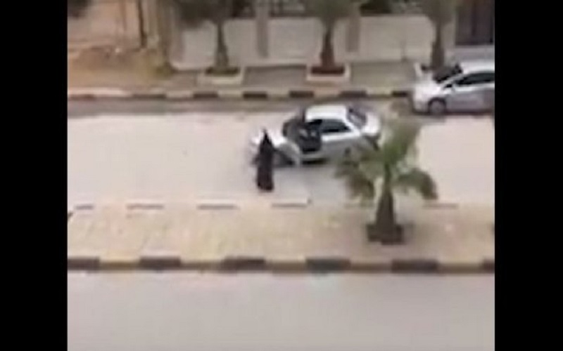 الامن يضبط الفتاة التي خرقت الحظر