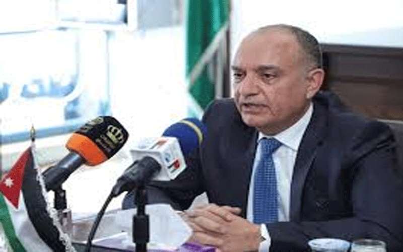 العضايلة: الحظر قد يطول لأسابيع