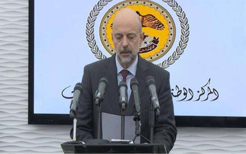 الرزاز في رسالة صوتية: البقالات ستفتح