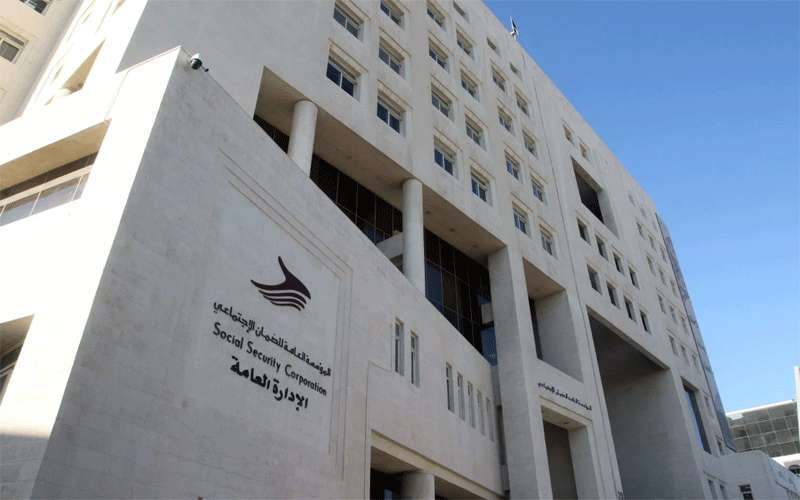 30 ألف عامل مياومة تقدموا للحصول