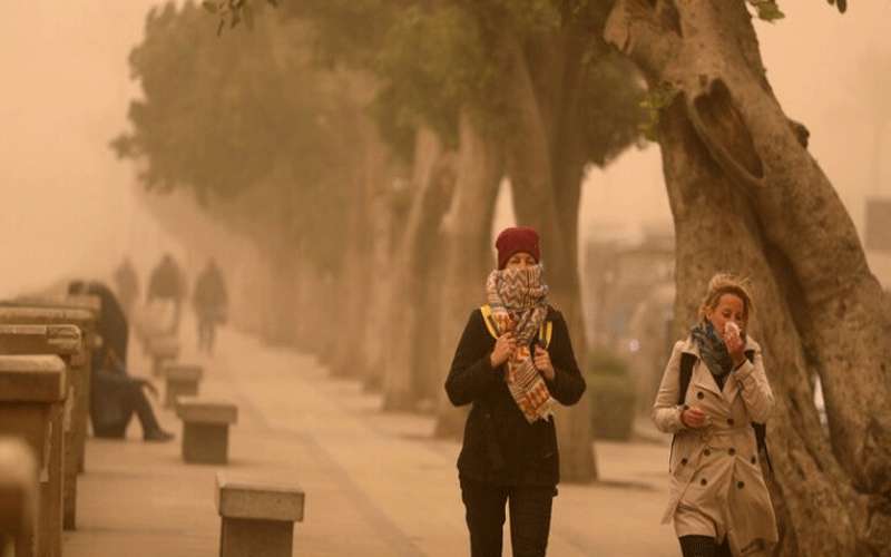 اجواء مغبرة مع توقع هطول الامطار