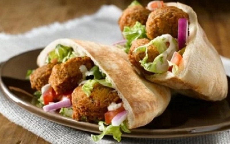 اغلاق مخبز في اربد يبيع سندويشات