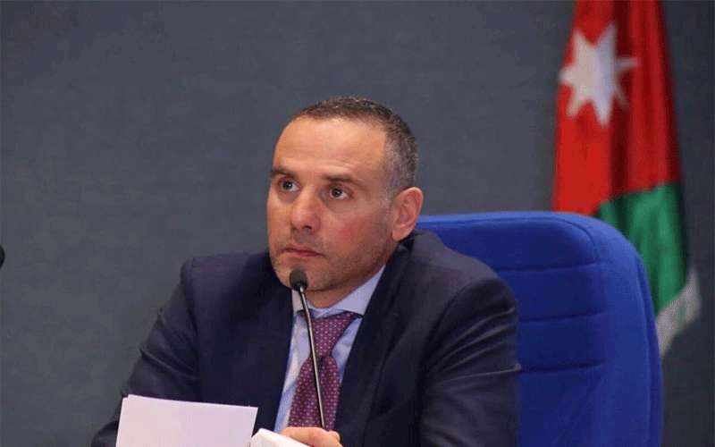الساكت: ضرورة تقديم قروض للشركات بفائدة