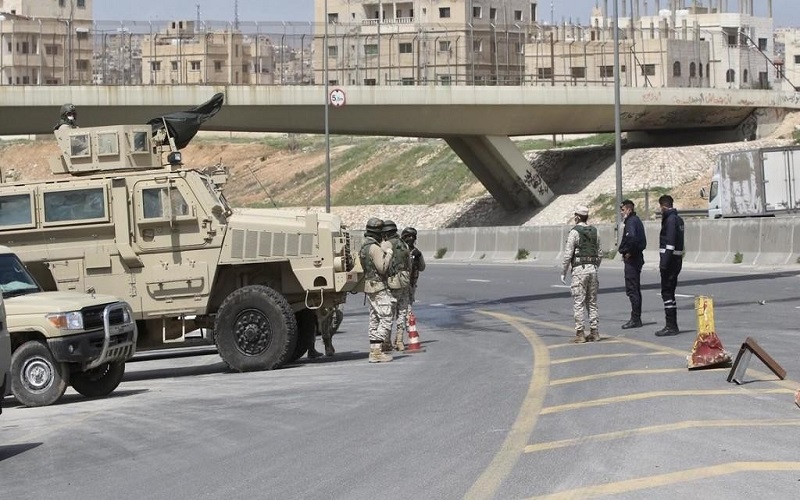 توقيف 6 اشخاص وحجز مركبتين خرقوا