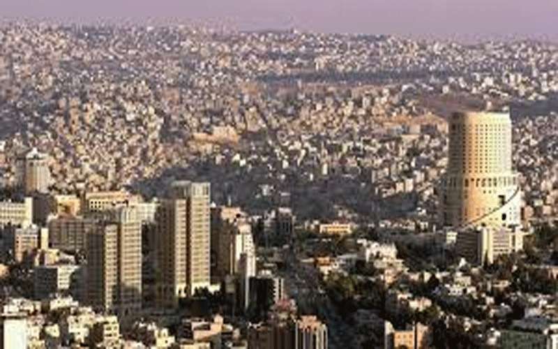 طقس حار ومغبر الأحد.. واحتمالية منخفض