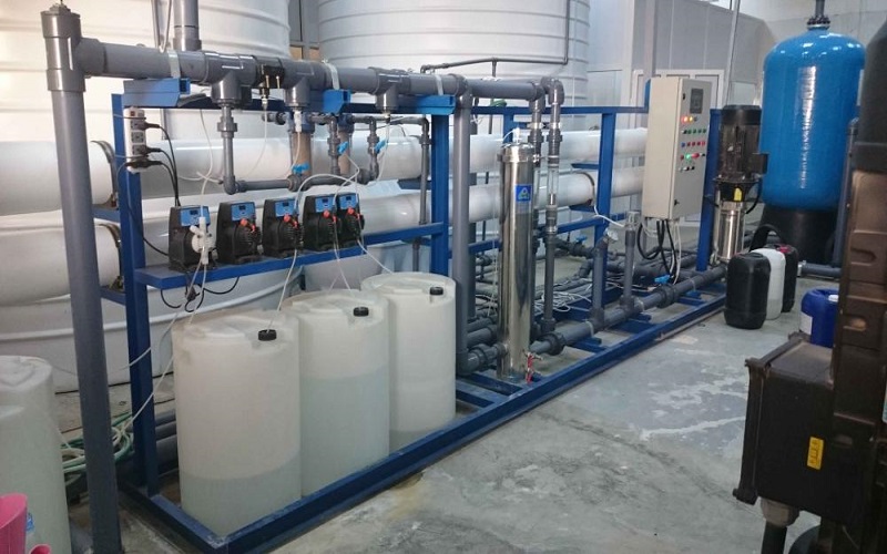 الكرك.. اغلاق 7 محال لبيع مياه