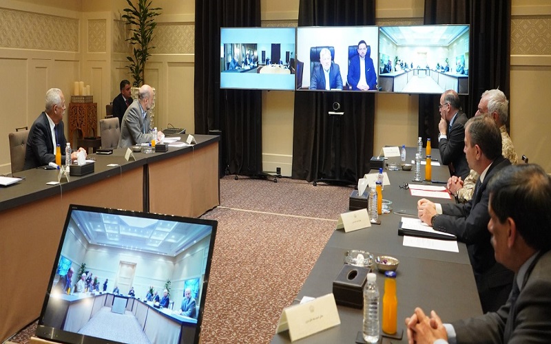 الملك يؤكد أهمية تحسين البنية التحتية