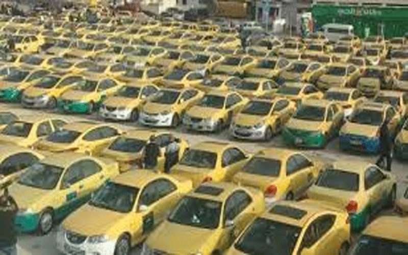 تصاريح لـ3500 سيارة تكسي للعمل بالتوصيل