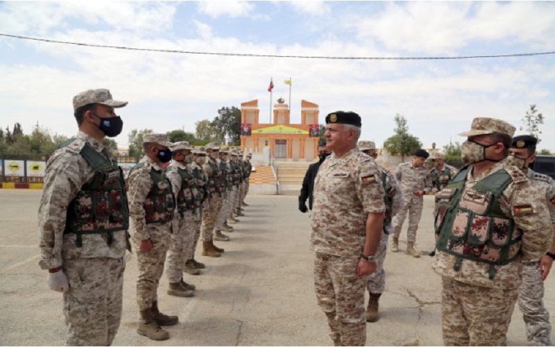 الحنيطي يزور قيادة لواء الأمير الحسن