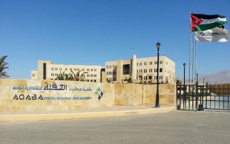 استثناء 10 موانىء وشركات لوجستية من