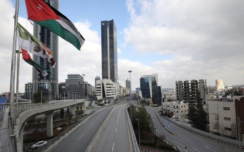 44 شخصا و4 مركبات خالفوا أوامر