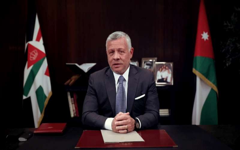 الملك في حوار مع برنامج فيس