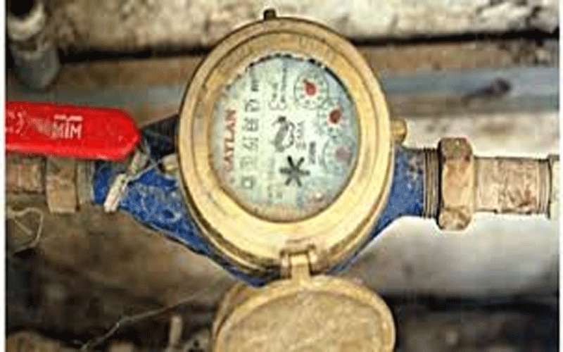 البدء بقراءة عدادات المياه