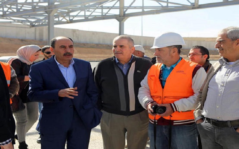 الأشغال تبدأ بتسديد مستحقات المقاولين