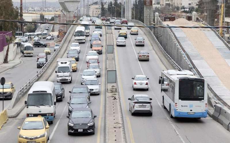 بدء سريان قرار تشغيل قطاع النقل