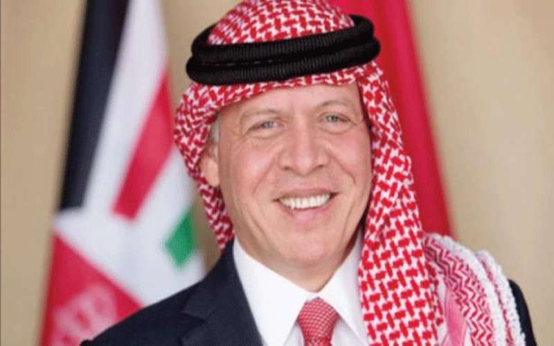 الملك: فخور بالعمال من أبناء وبنات