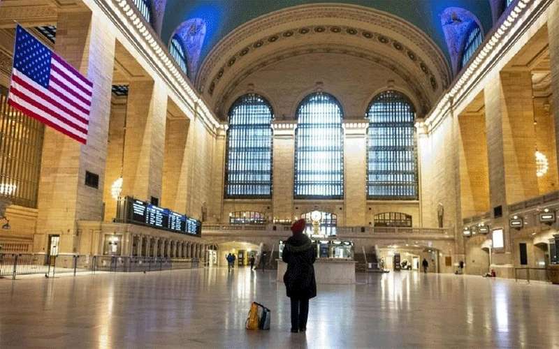 أكثر من 239 ألف وفاة بالفيروس