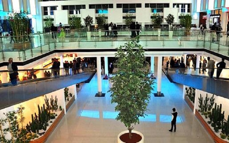 ’الصناعة والتجارة‘ تغلق 7 مولات كبرى