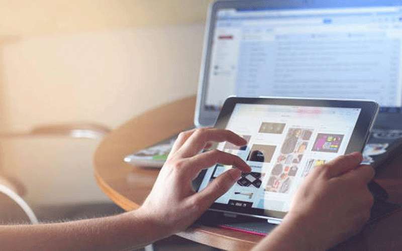 الحكومة أطلقت 14 منصة بأزمة كورونا