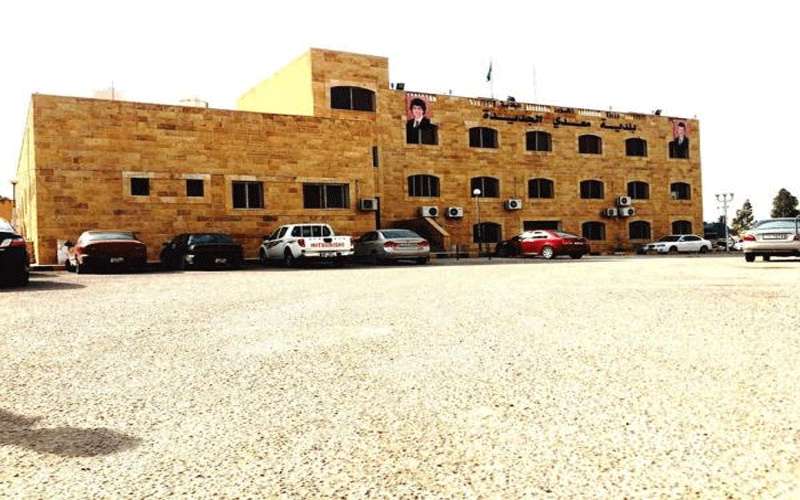 بلدية معدي تصمم غرفة للتعقيم الإلكتروني