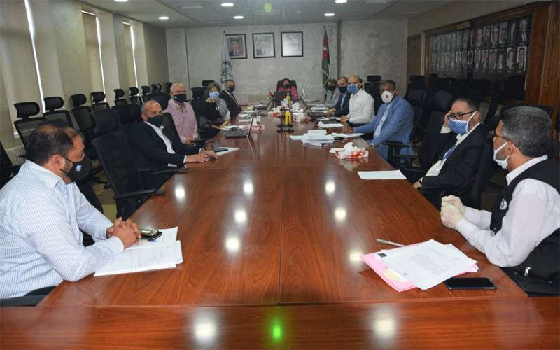 صرف 766 الف دينار لـ 15