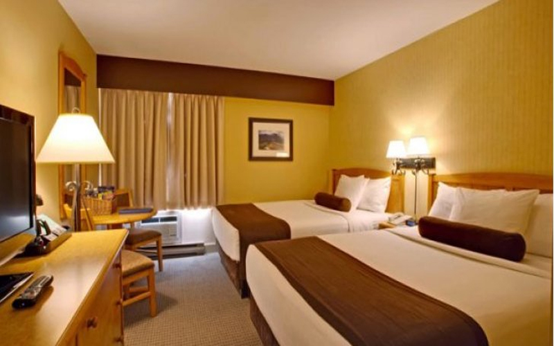 منتج و3 فنانين أردنيين في الحجر