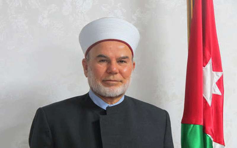 تحري هلال شوال الجمعة