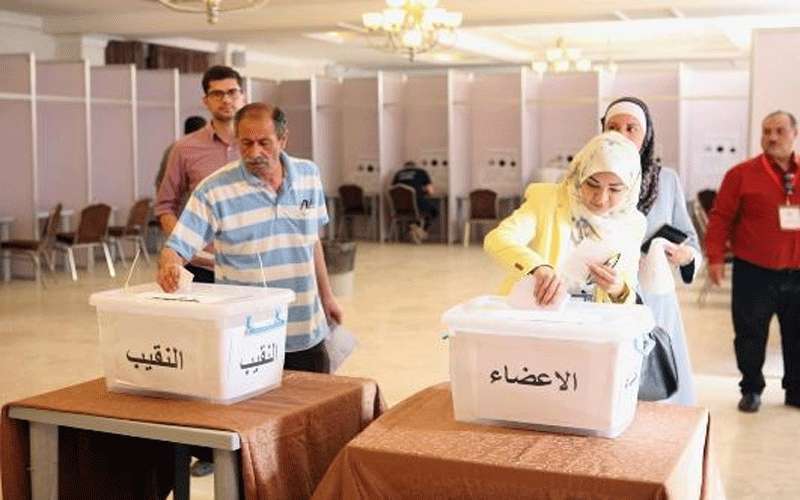 الصيادلة : تأجيل الهيئات العامة والانتخابات