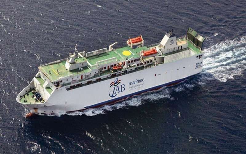 نقل شاحنات البضائع بين مصر والأردن