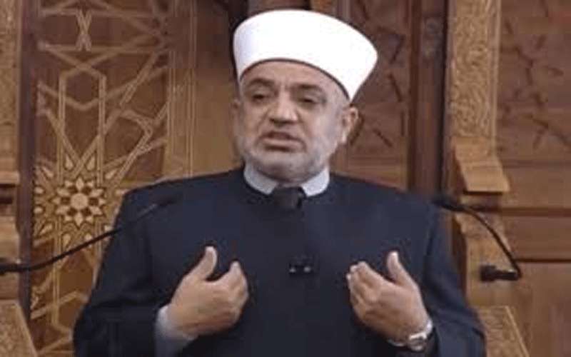 وزير الاوقاف الخلايلة: لم تمنع الصلاة