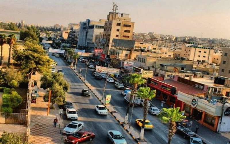 توصية برفع الحجر عن بنايتين ومنزل