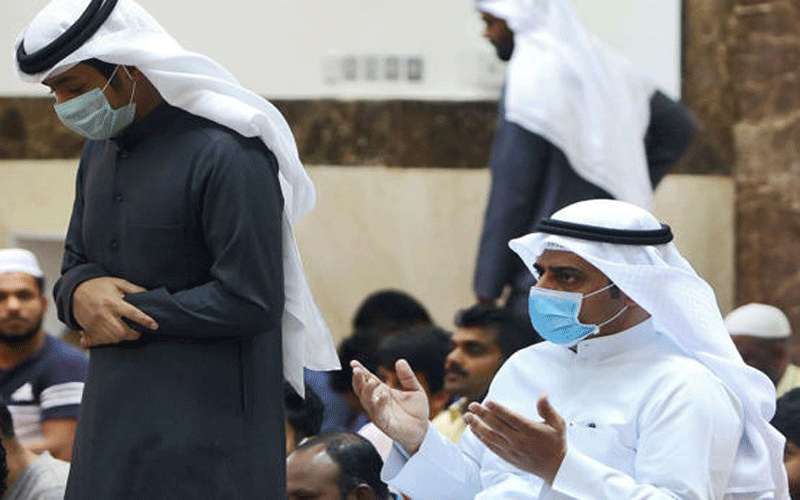 الكمامات والقفازات والمصلى شروط الصلاة في