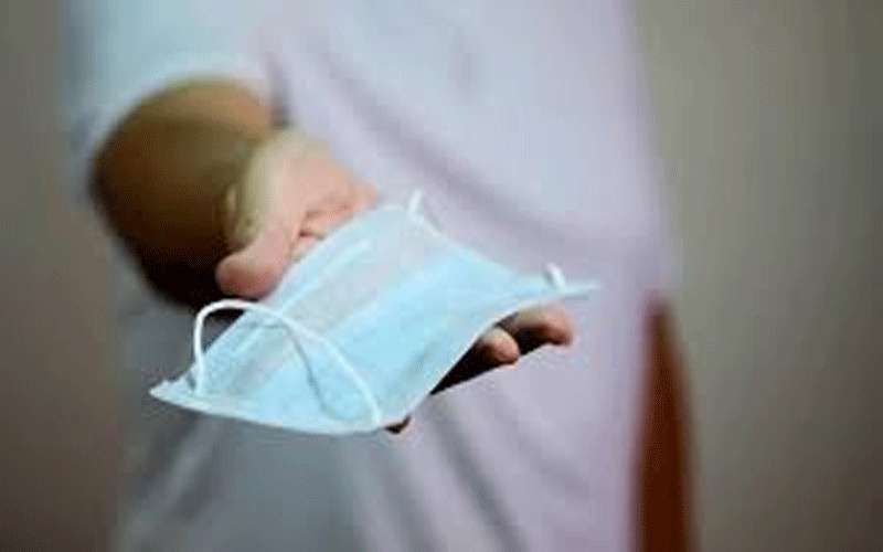 اشتراط الكمامات والقفازات لطلبة التوجيهي