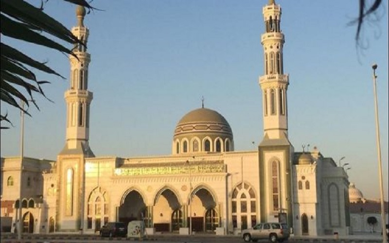 السعودية: فتح 90 ألف مسجد الأحد