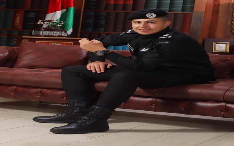 تهنئة الملازم٢ باسل العبادي بمناسبة التخرج