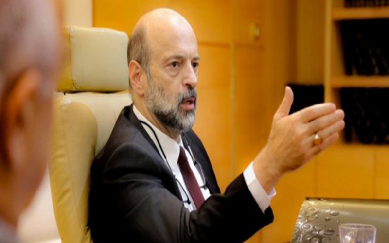 الرزاز: نحن على ابواب الانفراج ..