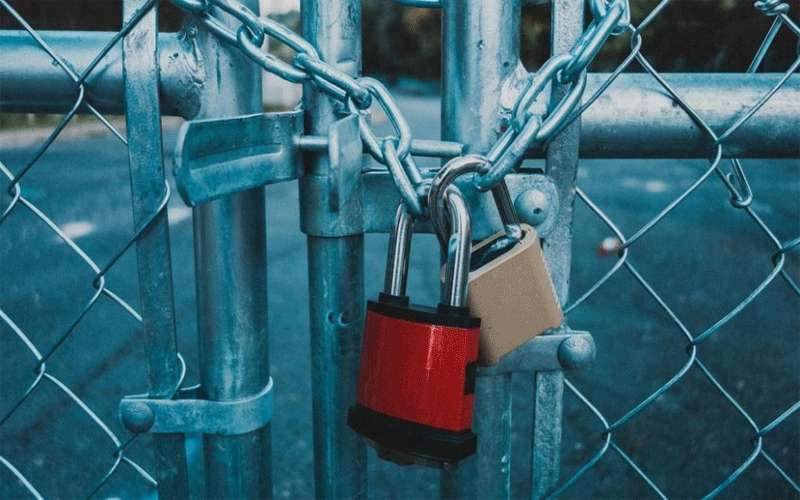 إغلاق 1400 منشأة منذ بداية انتشار