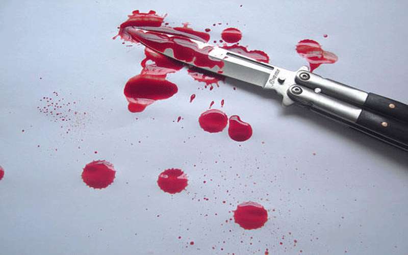 طعن شاب بوجهه في الكرك