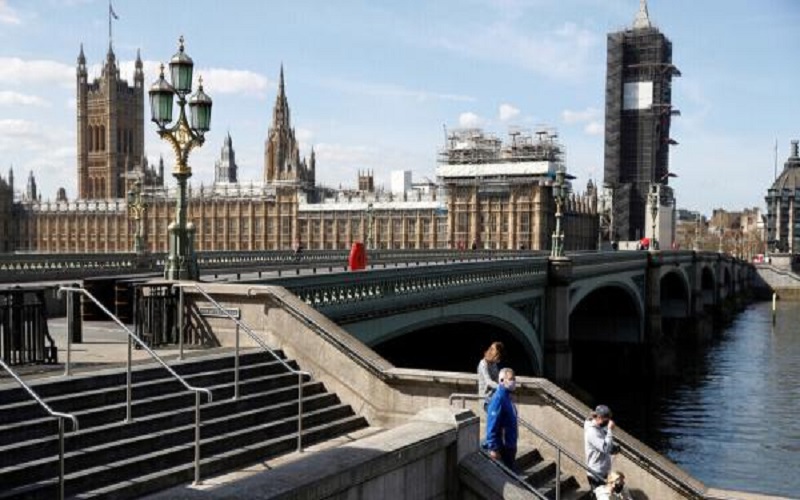 بريطانيا تسجل 181 وفاة جديدة بفيروس