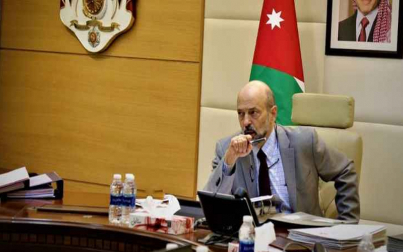 الرزاز: جميع الاستثمارات التي وقعت قبل