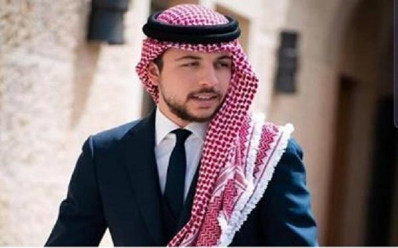 ولي العهد يعزي بوفاة فتاة الوسطية