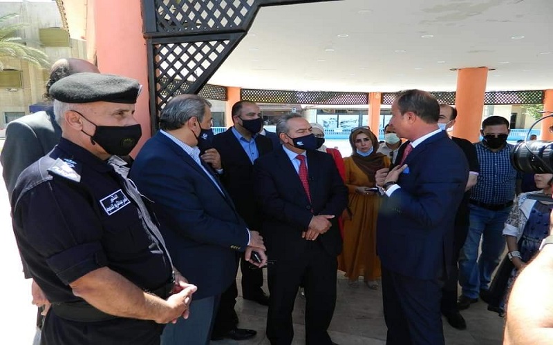 بريزات يفتتح الموسم الصيفي لنادي مدينة