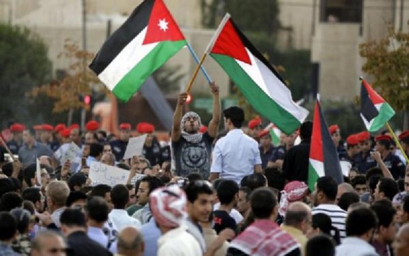 الحكومة للمشاركين بنصرة القضية الفلسطينية: التزموا